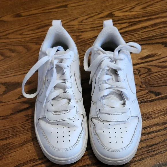 White Athletic Sneakers with Swoosh Logo - Picture 3 of 3